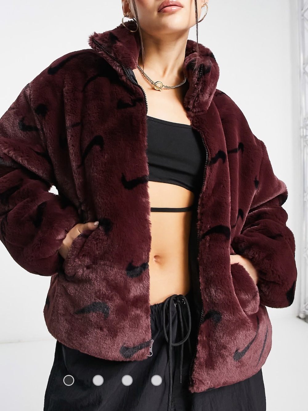 Nike Faux Fur Teddy Jacket Swoosh Patterned in Burgundy size Medium